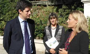Monsieur Julien Denormandie, Ministre de l'Agriculture et de l'Alimentation accueilli par Mme Anne-Lucie Wack, Directrice générale de l'Institut Agro et Mme Carole Sinfort, Directrice de l'école Interne Montpellier SupAgro