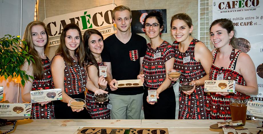 Equipe du projet Caféco - Premiers biscuits à la farine de pulpe de café (Ecotrophelia, 2016)
