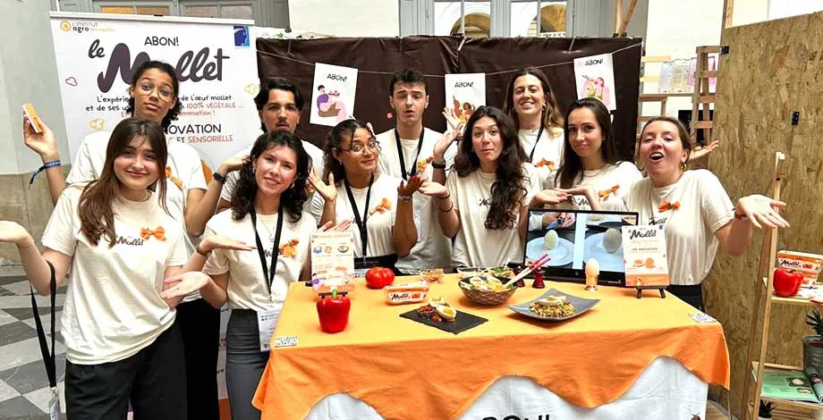 Equipe « ABON ! » lors du concours ECOTROPHELIA (2025)
