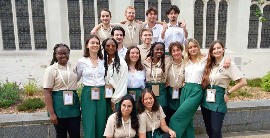 Equipes ESCARGOUTS et GUSTAVIE lors du concours Ecotrophélia (2024)